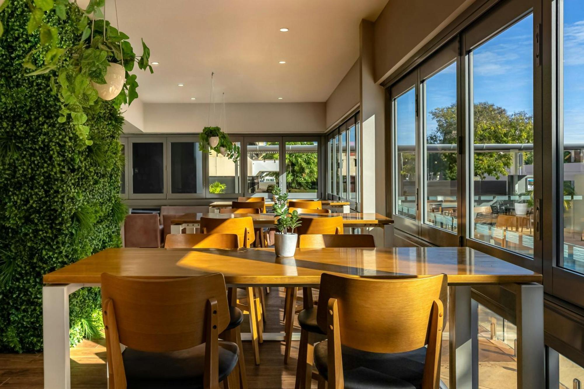 Courtyard By Marriott Darwin Hotel Ngoại thất bức ảnh