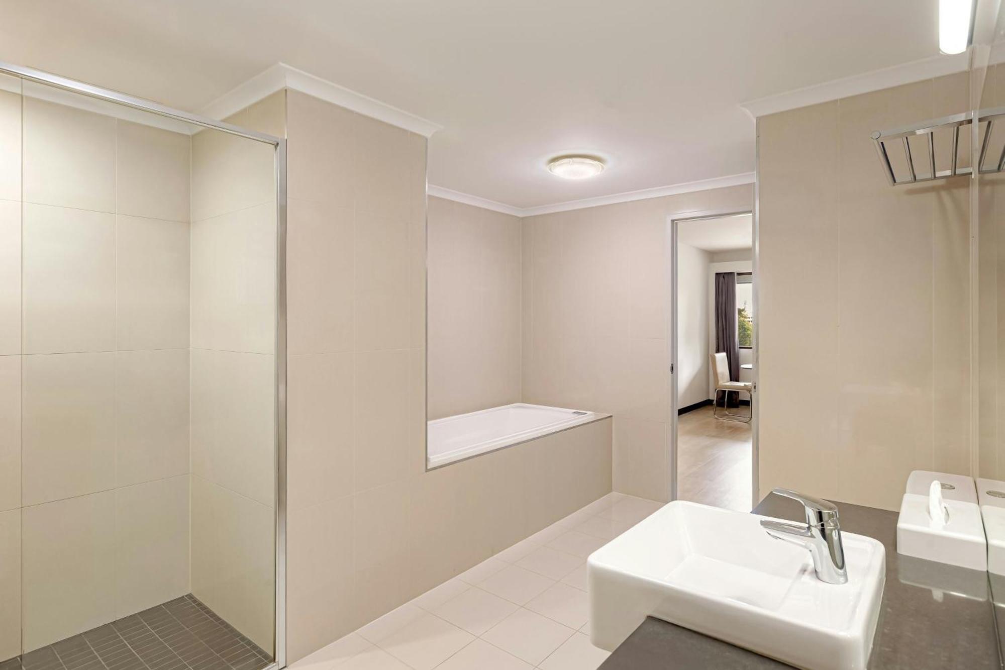 Courtyard By Marriott Darwin Hotel Ngoại thất bức ảnh
